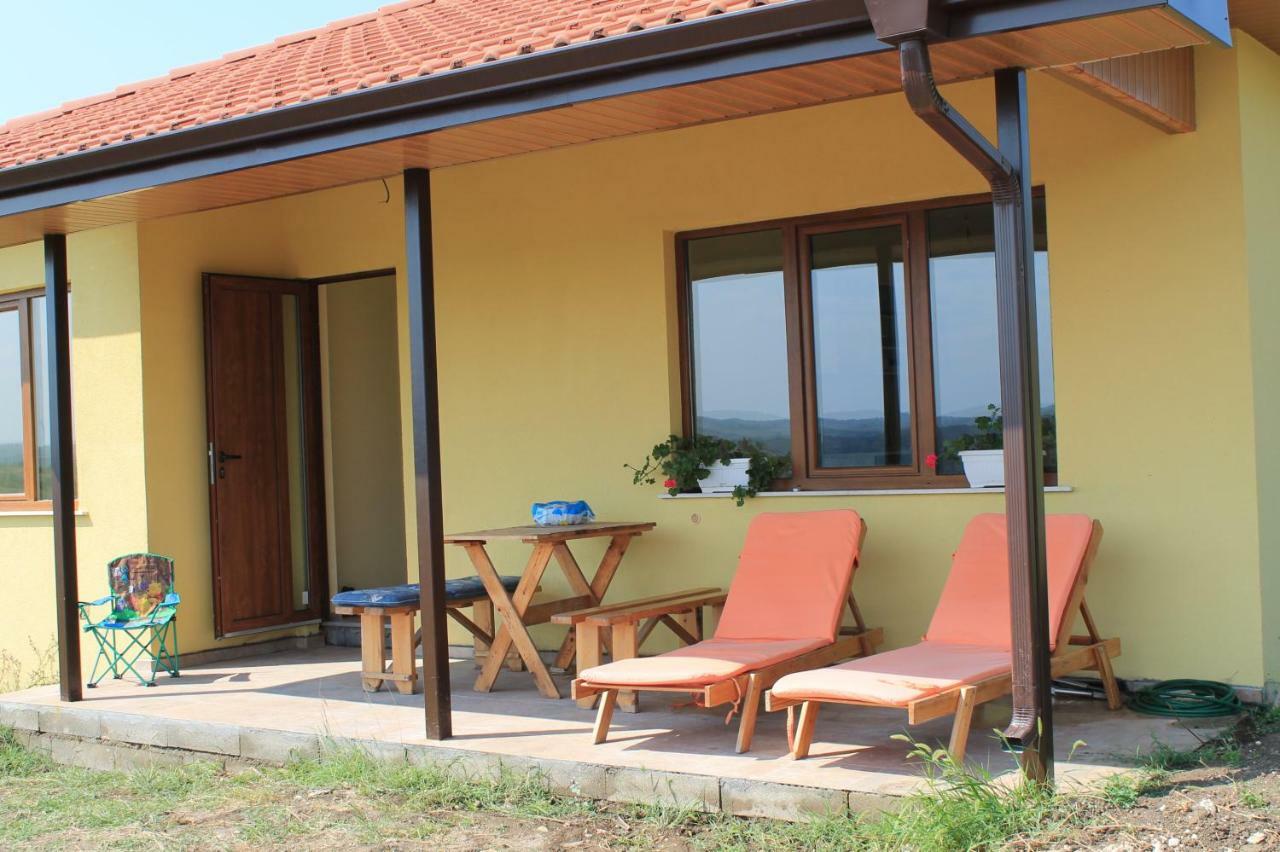 Malavi Guest House Krasen! Comfort&Clean! Esterno foto