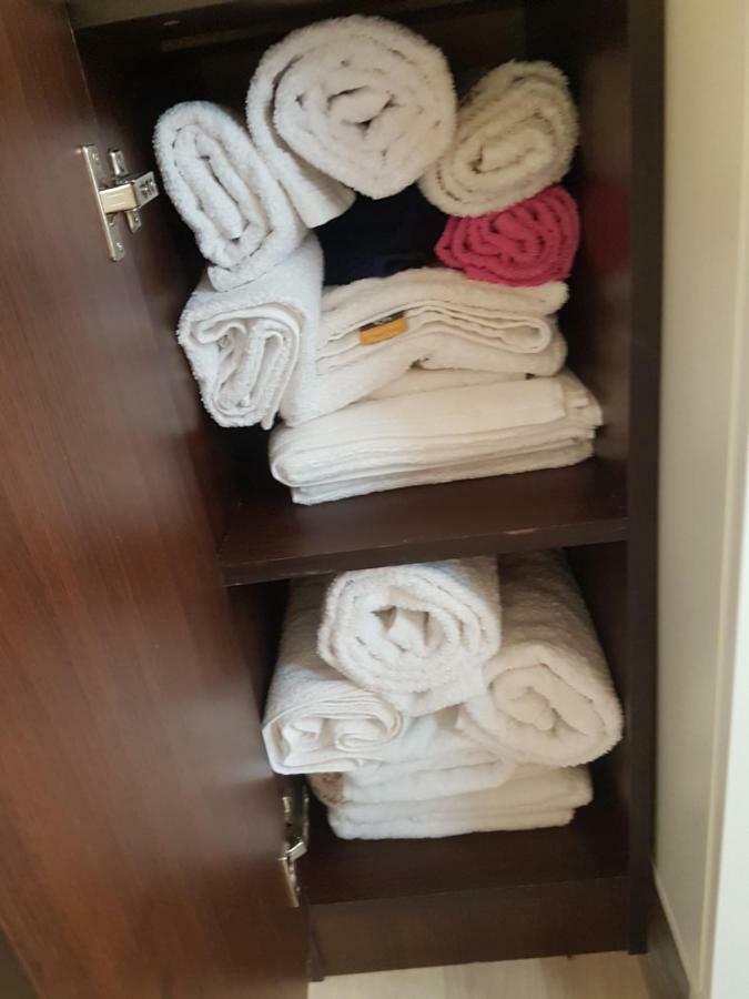 Malavi Guest House Krasen! Comfort&Clean! Esterno foto